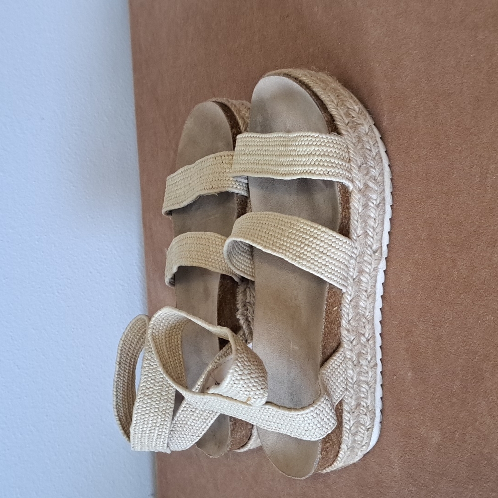 Strappy Espadrille Wedge Cork size 7 beige comfortable sandals. - Picture 5 of 7